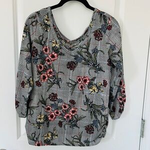 Absolutely Famous top